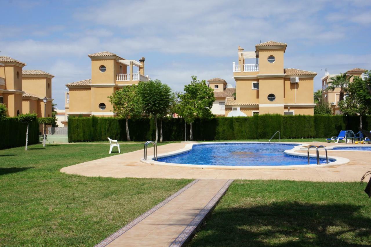 Villa Las Tres Perlas Алгорфа Екстериор снимка